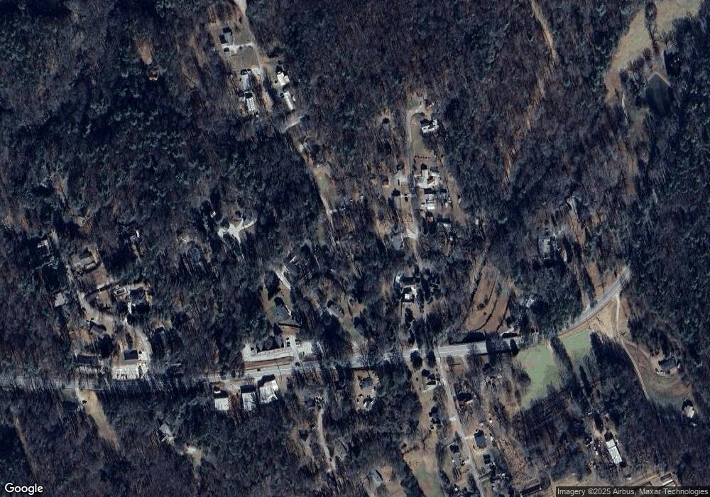 208 Friar Tuck Rd, Clarkesville, GA 30523 - photo 1