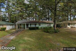 107 5th St NE, Springhill, LA 71075