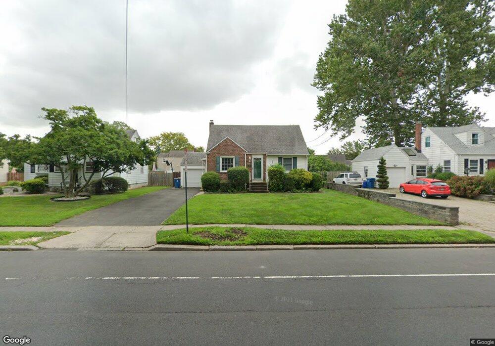 1521 Raritan Rd, Clark, NJ 07066 - photo 1