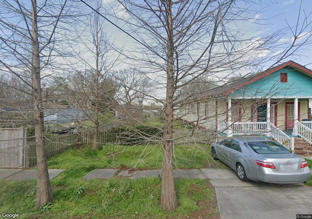 5236 Chartres St, New Orleans, LA 70117 - photo 1