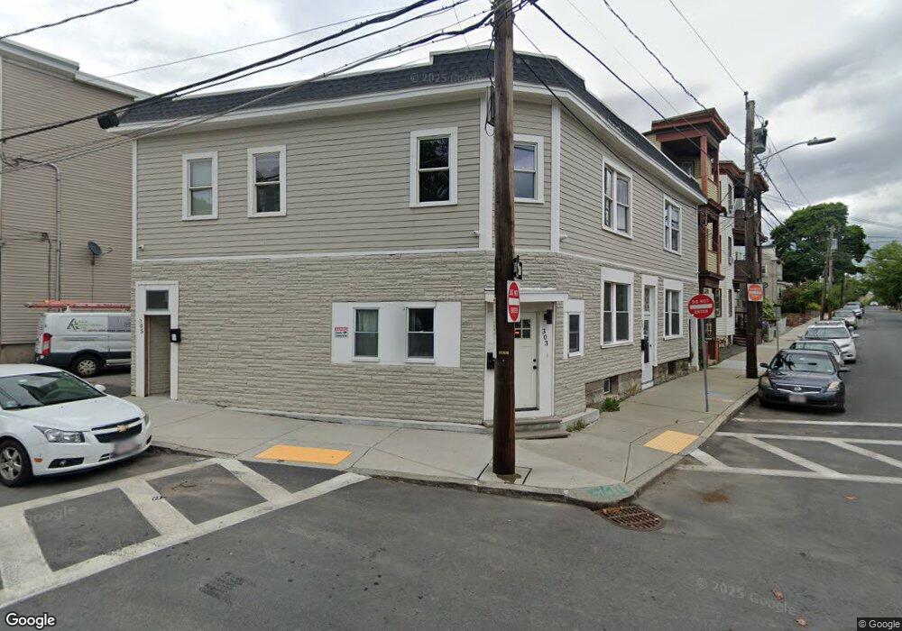 305 Carter St unit 305, Chelsea, MA 02150 - photo 1