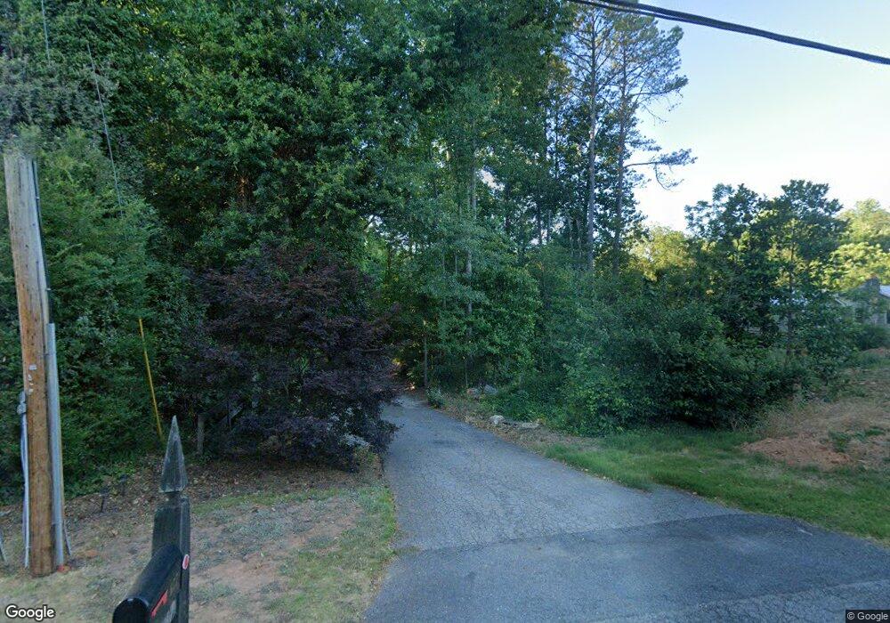 677 Cox Rd, Roswell, GA 30075 - photo 1