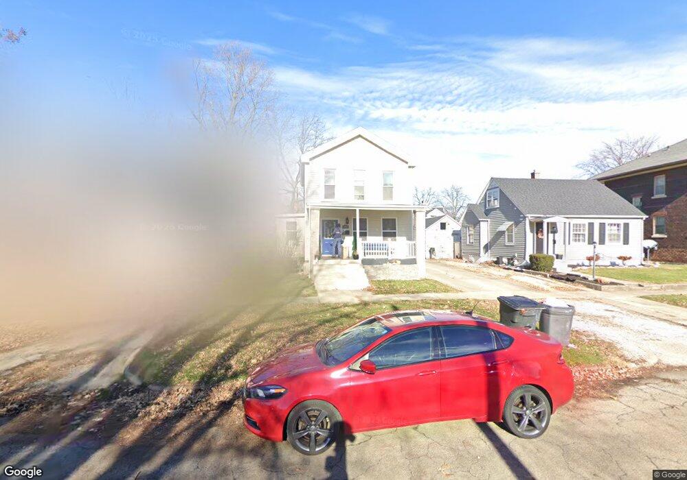 2708 Pine Ave, Mattoon, IL 61938 - photo 1