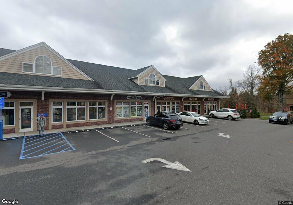 23 Barnabas Rd unit 5, New Town, CT 06470 - photo 1