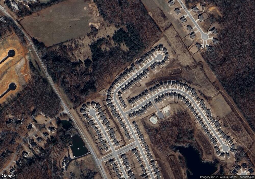 647 Knightsbridge Ln, Winder, GA 30680 - photo 1