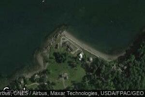 70 Coopers Beach Rd, Owls Head, ME 04854