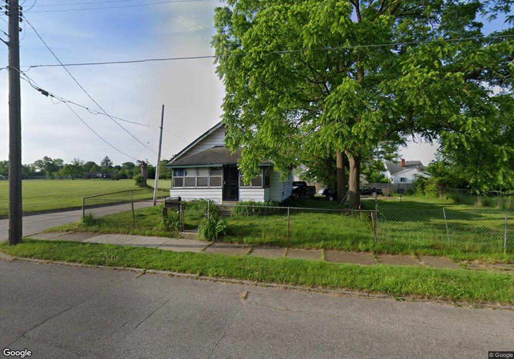 734 E Foss Ave, Flint, MI 48505 - photo 1