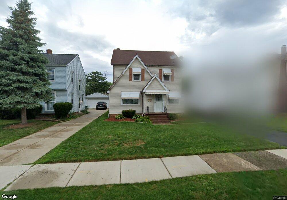 21001 Clare Ave, Maple Heights, OH 44137 - photo 1