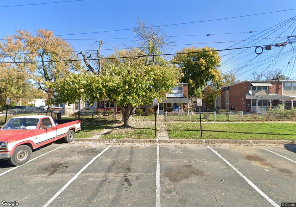 1006 Fredonia Ct, Halethorpe, MD 21227 - photo 1