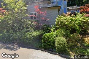 17303 Grandview Ct, Lake Oswego, OR 97034