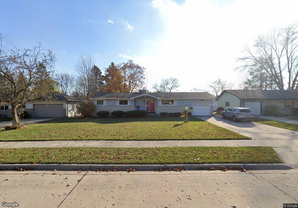 2531 39th St, Two Rivers, WI 54241 - photo 1