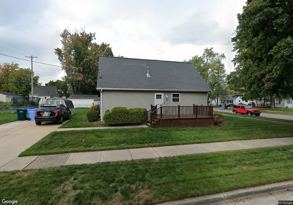 816 Irvington Ave, Lansing, MI 48910 - photo 1