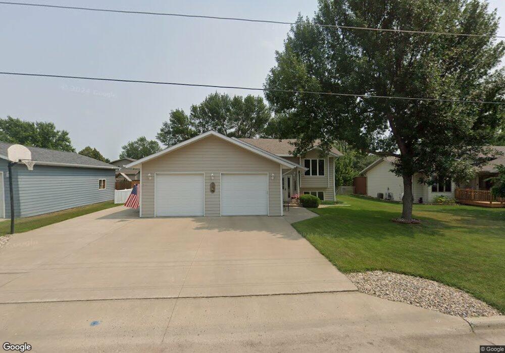 1802 7th Ave NE, Jamestown, ND 58401 - photo 1