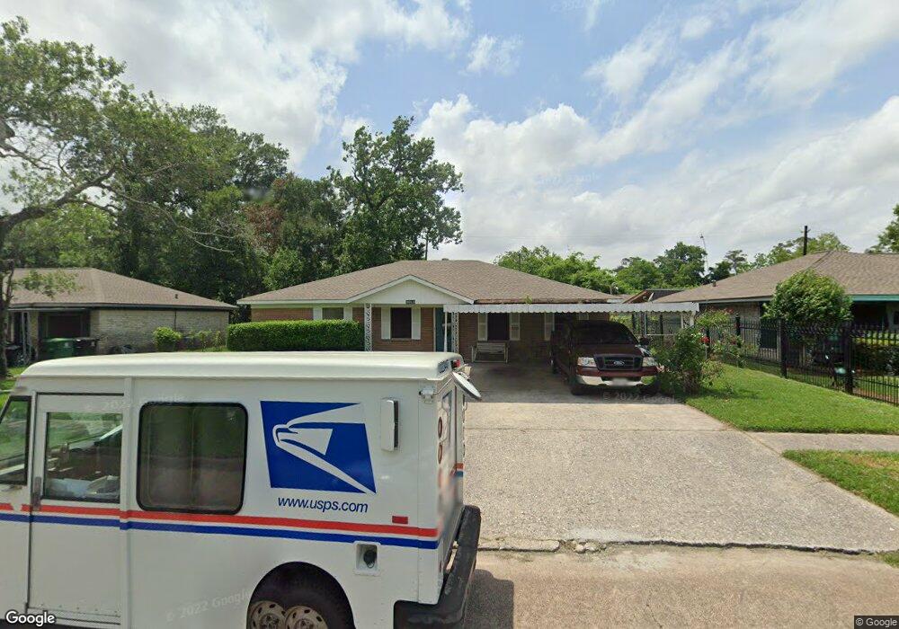 9913 Rebel Rd, Houston, TX 77016 - photo 1