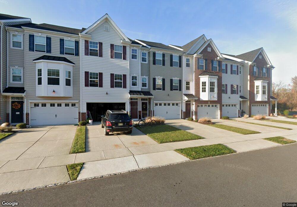 519 Boxwood Ln, Woodbury, NJ 08096 - photo 1