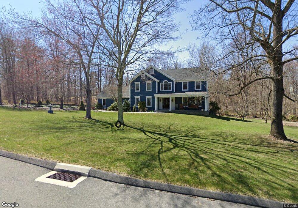 9 Lyndenwood Dr, Brookfield, CT 06804 - photo 1