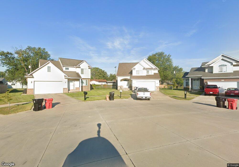 16211 Guest Ct, Roseville, MI 48066 - photo 1