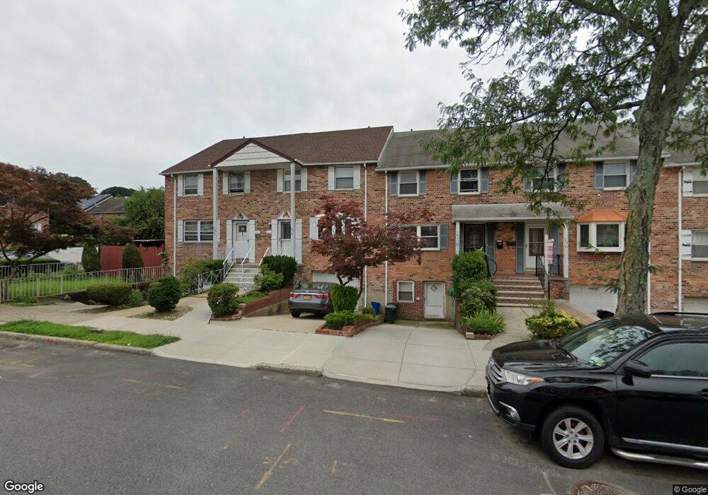 23952 65th Ave, Little Neck, NY 11362 - photo 1