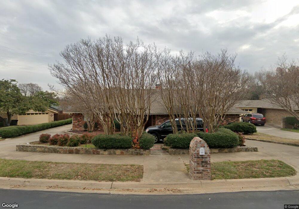 428 Blue Jay Ct, Bedford, TX 76021 - photo 1