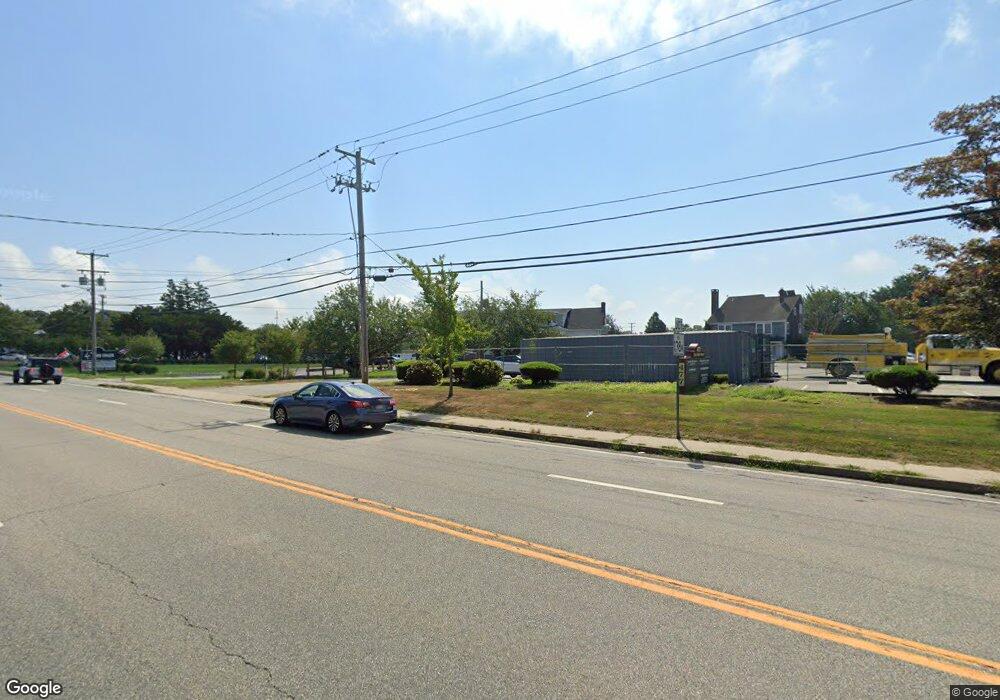 499 E Main Rd, Middletown, RI 02842 - photo 1