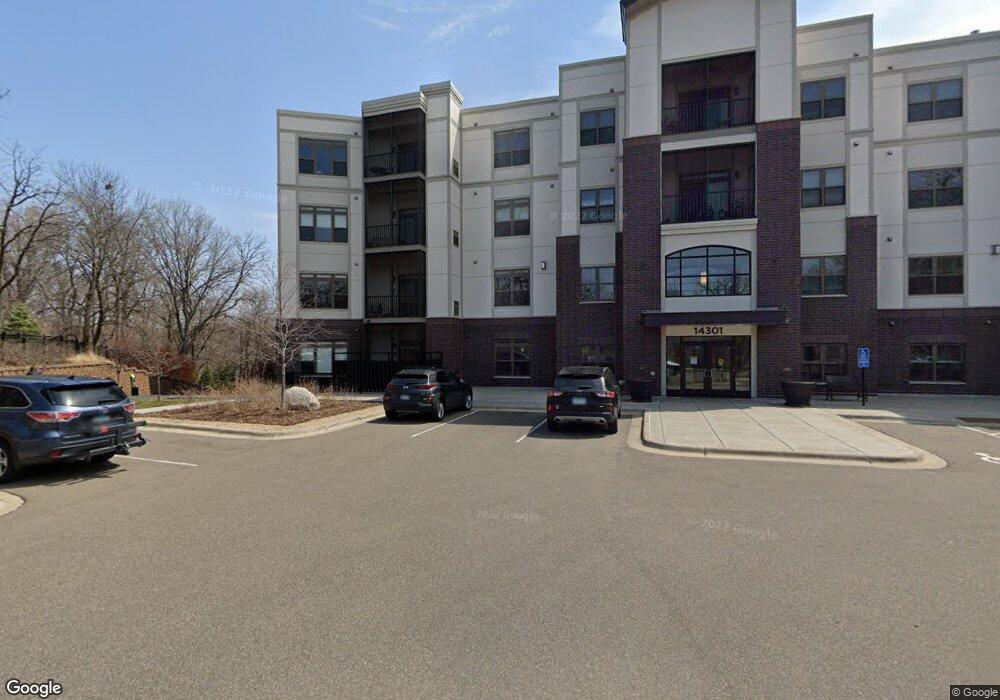 Zvago Glen Lake unit 107, Minnetonka, MN 55345 - photo 1