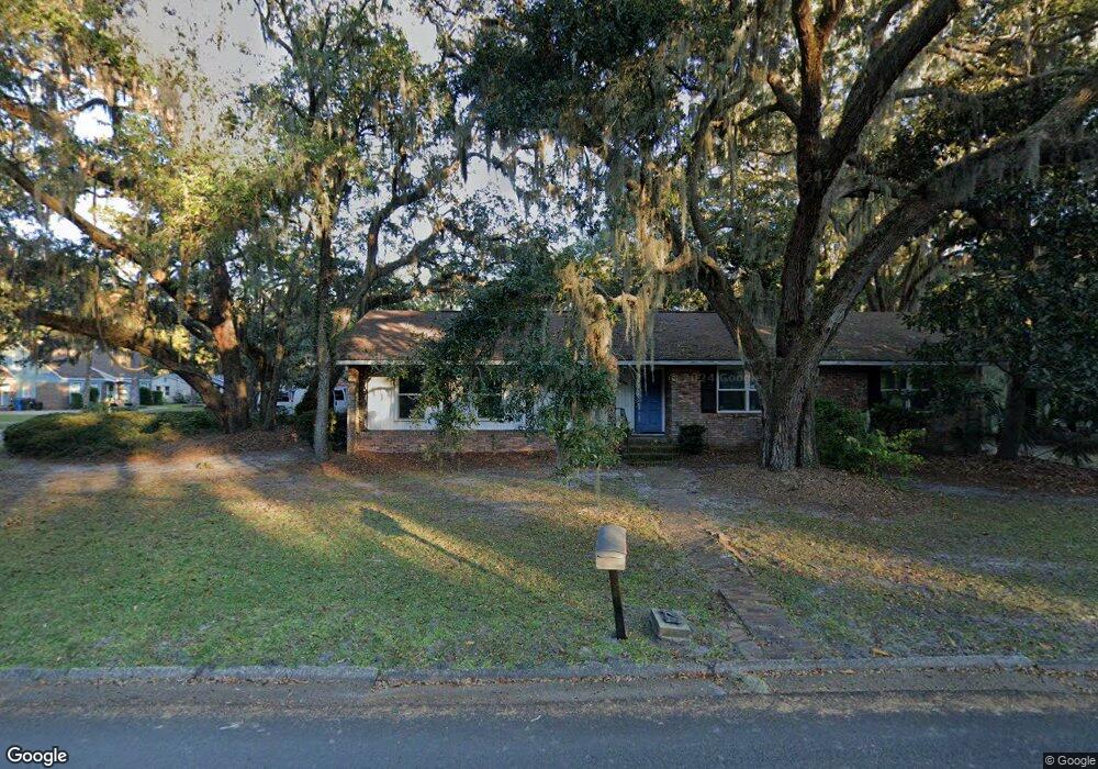 508 Broadway St, Saint Simons Island, GA 31522 - photo 1