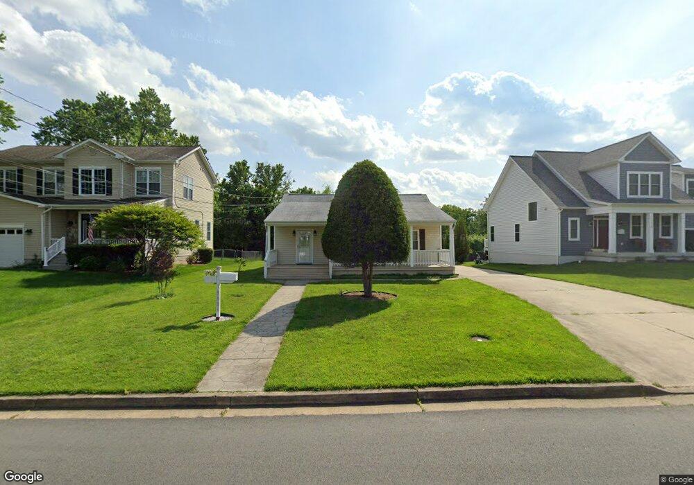 1912 Prout Place, Falls Church, VA 22043 - photo 1