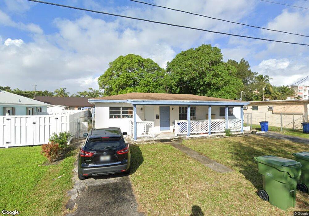 314 SE 4th Ave, Hallandale Beach, FL 33009 - photo 1