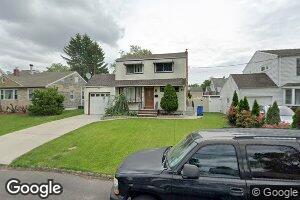 527 Birchwood Rd, Linden, NJ 07036