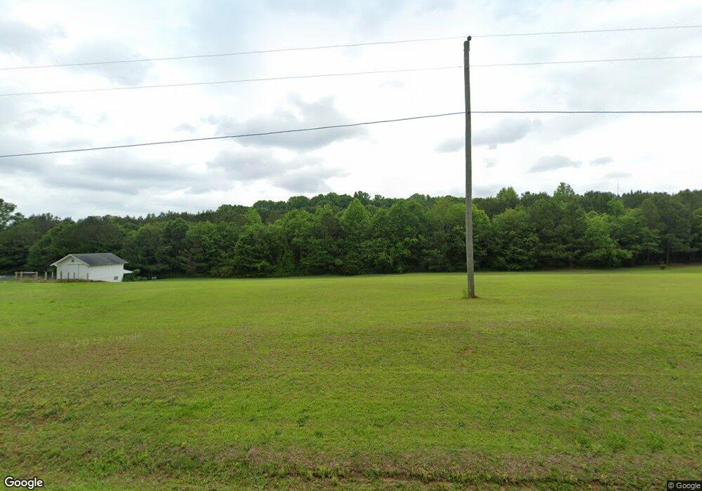 556 Hubbard Rd, Carnesville, GA 30521 - photo 1