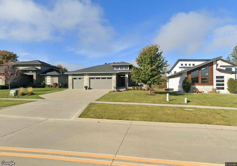 129 S 91st St, West Des Moines, IA 50266 - photo 1