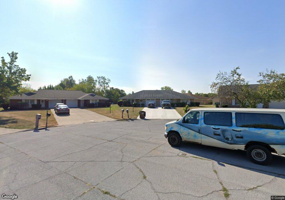 2030 Brookhaven Dr unit 2, Lima, OH 45805 - photo 1