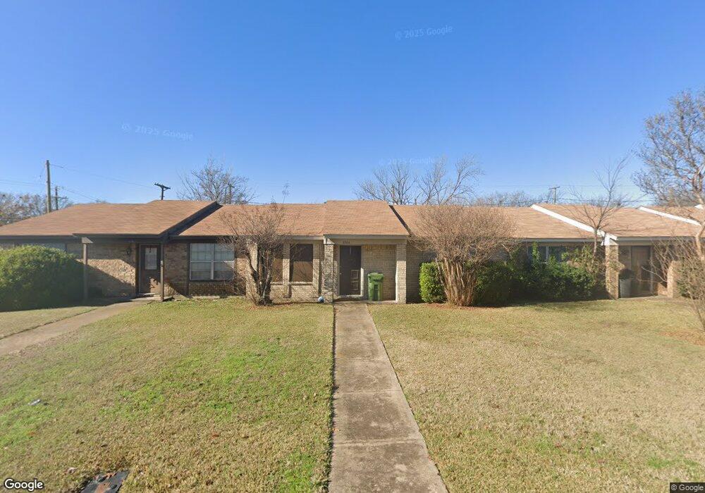 5303 Northridge Blvd, North Richland Hills, TX 76180 - photo 1