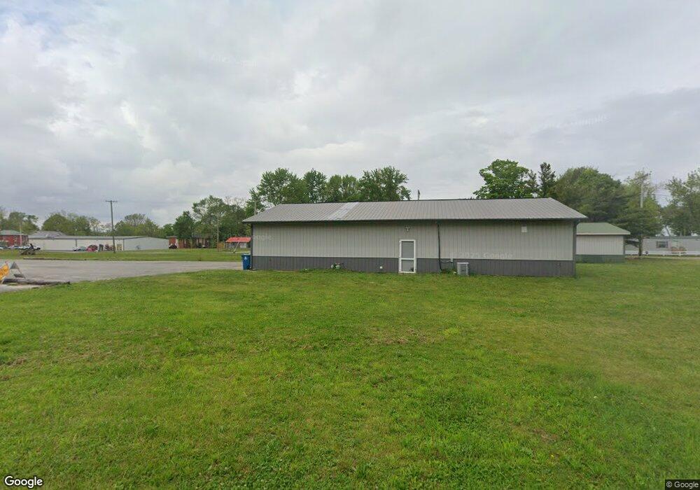 204 W Railroad St, Converse, IN 46919 - photo 1