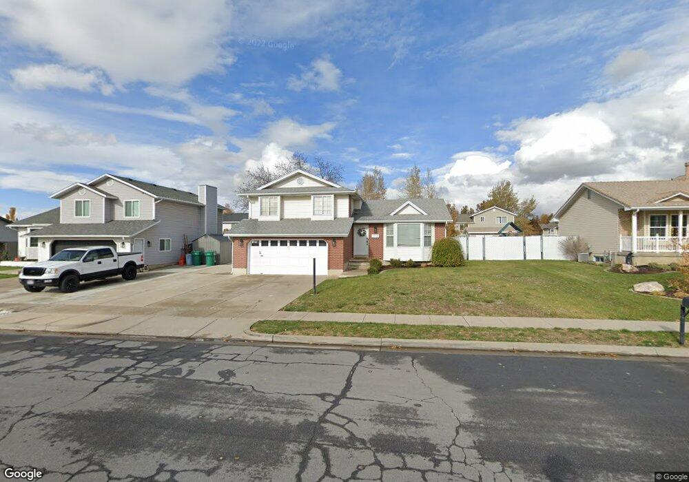 1018 W 450 S, Layton, UT 84041 - photo 1