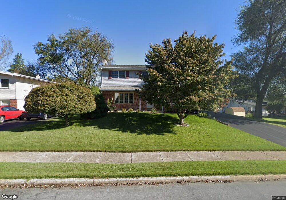 421 Lyndhurst Dr, Broomall, PA 19008 - photo 1