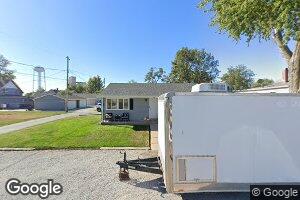 317 1st St, Murdock, NE 68407