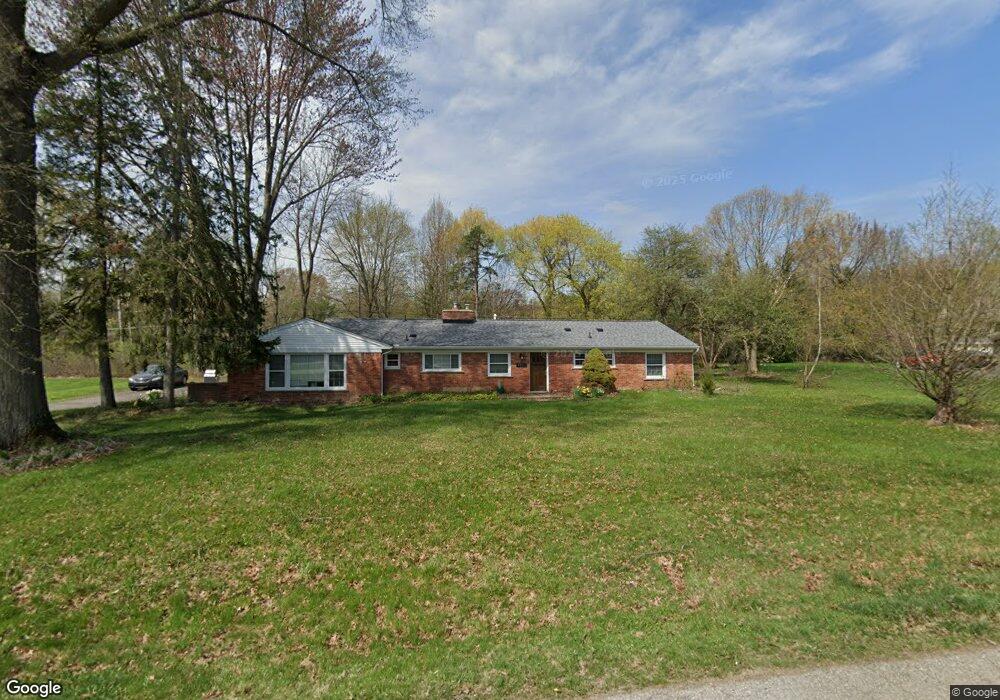 4760 Haddington Dr, Bloomfield Hills, MI 48304 - photo 1