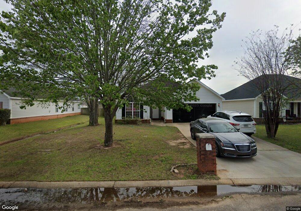 207 Melvina Dr, Warner Robins, GA 31088 - photo 1