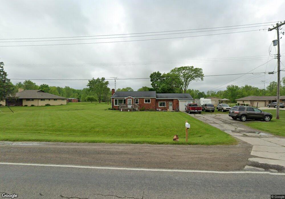 5393 N Linden Rd, Flint, MI 48504 - photo 1