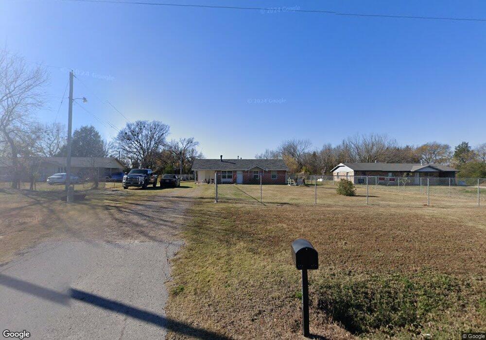 32807 S 250 Rd, Henryetta, OK 74437 - photo 1