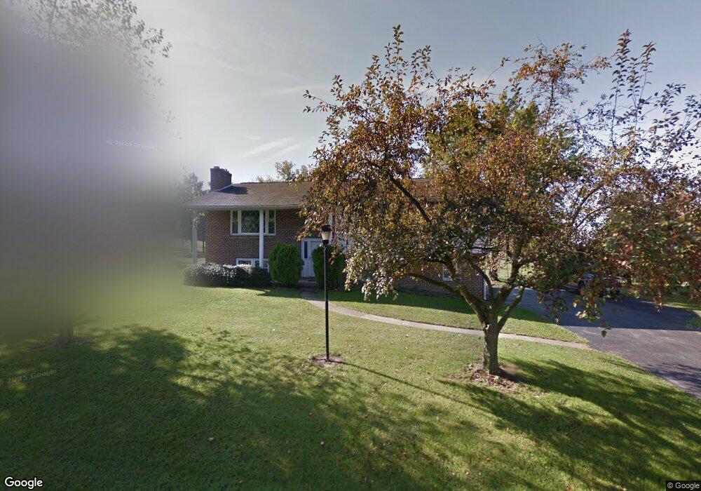 55 Topaz Dr, Chambersburg, PA 17202 - photo 1