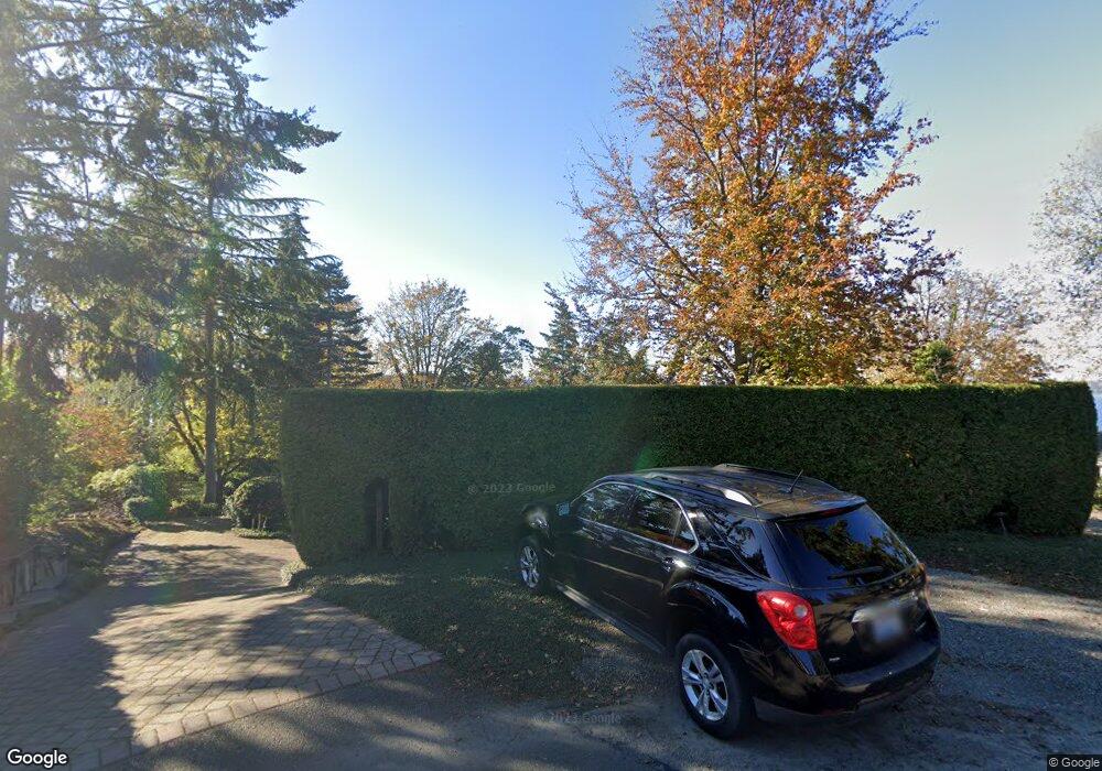 8100 SE 44th St, Mercer Island, WA 98040 - photo 1