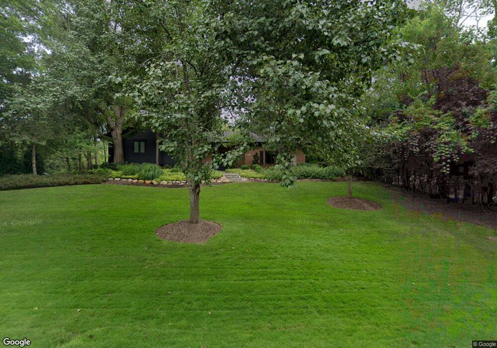 6340 Brockhurst Blvd, West Bloomfield, MI 48322 - photo 1