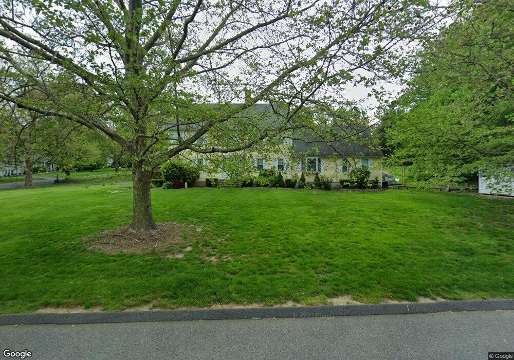221 Putting Green Rd, Trumbull, CT 06611 - photo 1