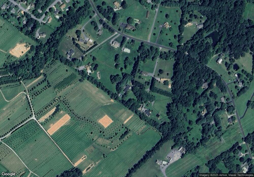 4420 Cherry Tree Ln, Sykesville, MD 21784 - photo 1