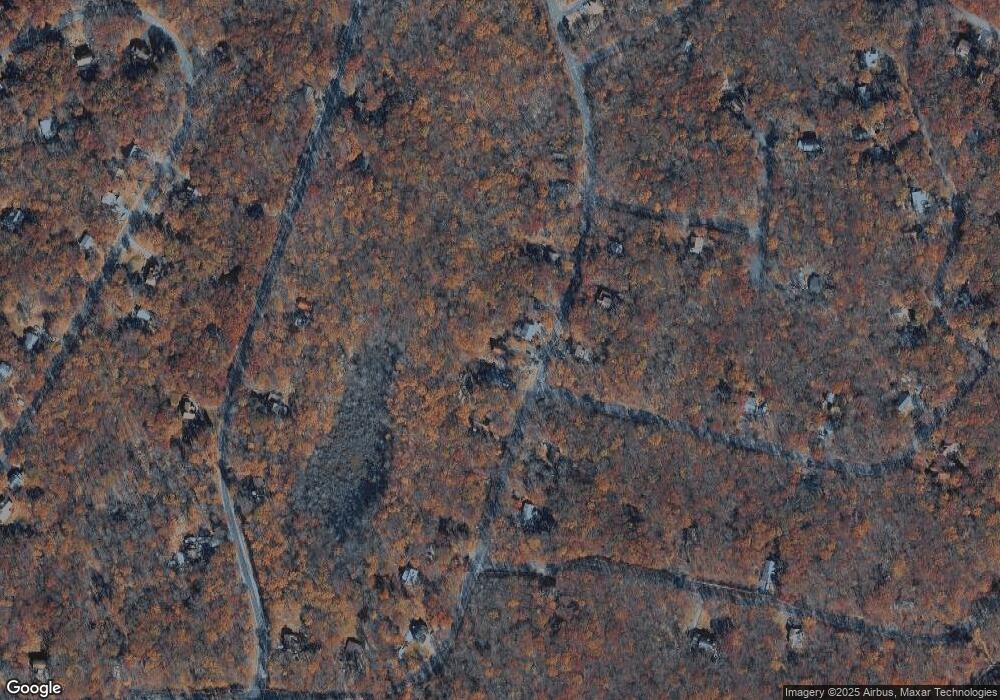 224 Whippoorwill Dr, Bushkill, PA 18324 - photo 1