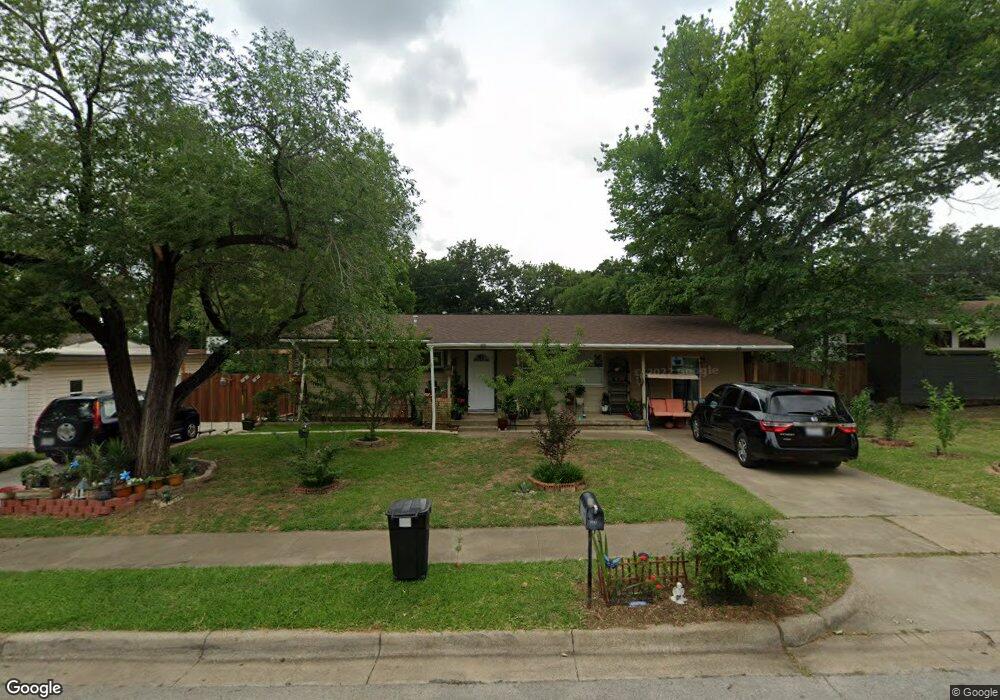 609 Elm St, Hurst, TX 76053 - photo 1