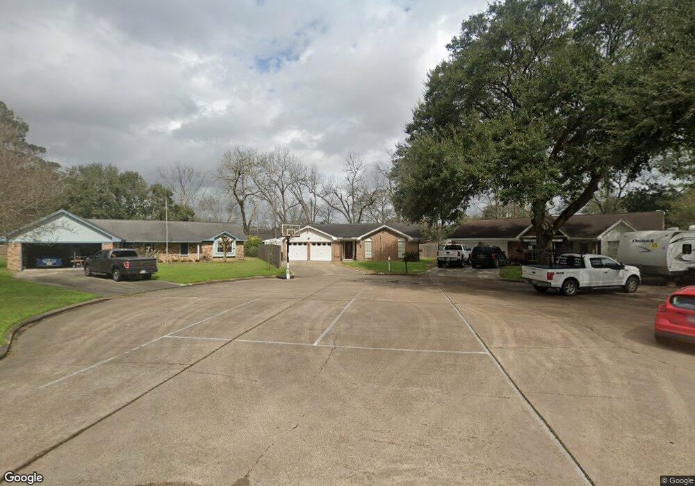 903 Michael St, Alvin, TX 77511 - photo 1