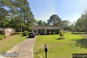 670 Cedar Dr, Ashburn, GA 31714